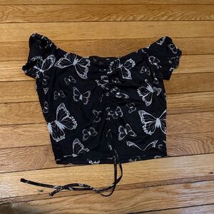 Black Butterfly Ruched Tie-Front Crop Top